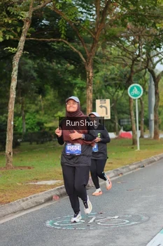 Runner Photo 5676907