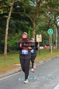 Runner Photo 5676909
