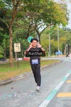 Runner Photo 5676912