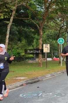 Runner Photo 5676918