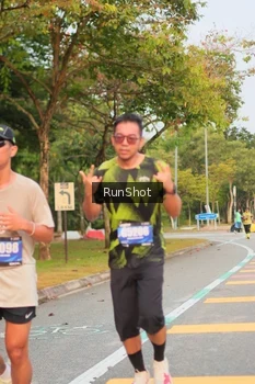 Runner Photo 5676925