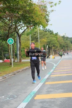 Runner Photo 5676929