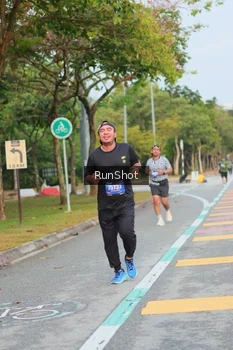 Runner Photo 5676932