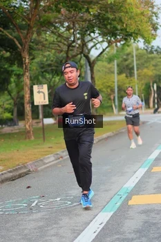 Runner Photo 5676939
