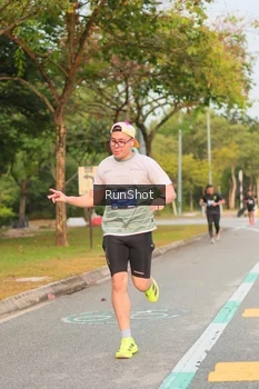 Runner Photo 5676942