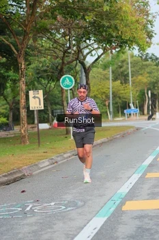 Runner Photo 5676943
