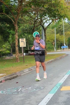 Runner Photo 5676944