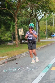 Runner Photo 5676946