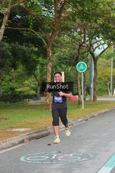 Runner Photo 5676967