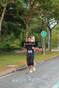 Runner Photo 5676973