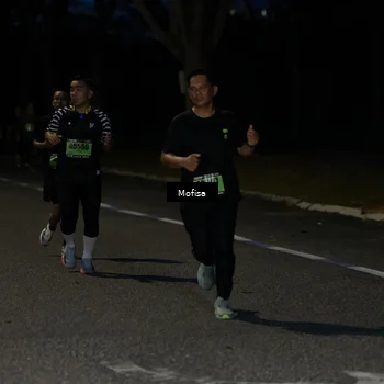 Runner Photo 5676998