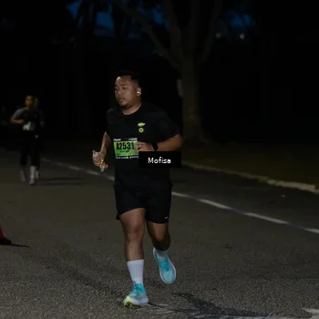 Runner Photo 5676999