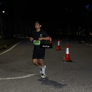 Runner Photo 5677023