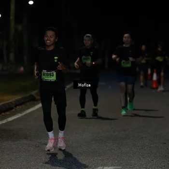 Runner Photo 5677093