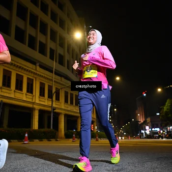 Runner Photo 5677359