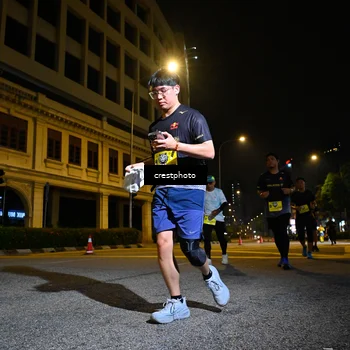 Runner Photo 5677367