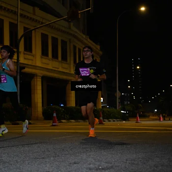 Runner Photo 5677598