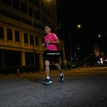 Runner Photo 5677635