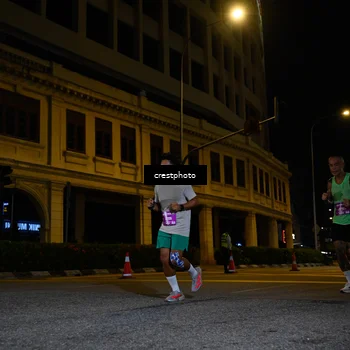 Runner Photo 5677642