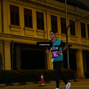 Runner Photo 5677657