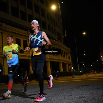 Runner Photo 5677875