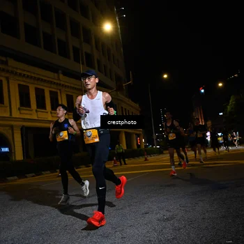 Runner Photo 5678055