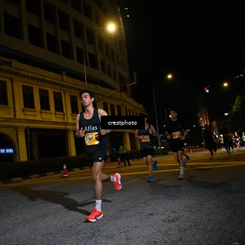 Runner Photo 5678059