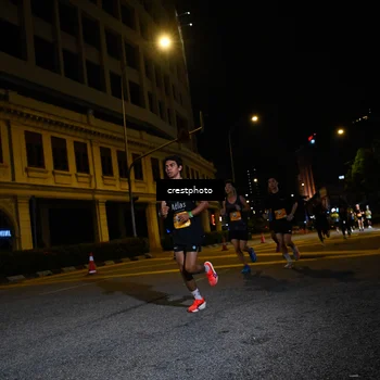 Runner Photo 5678060
