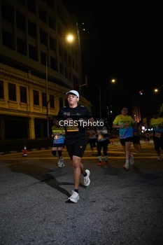 Runner Photo 5679364