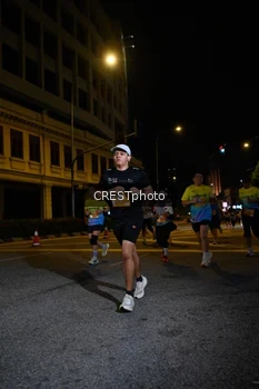 Runner Photo 5679365