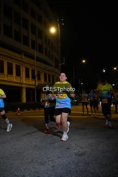 Runner Photo 5679372