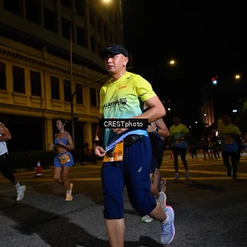 Runner Photo 5679374