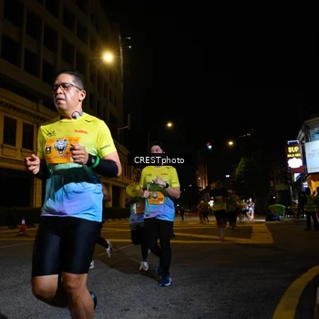 Runner Photo 5679413