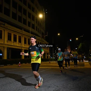 Runner Photo 5679421