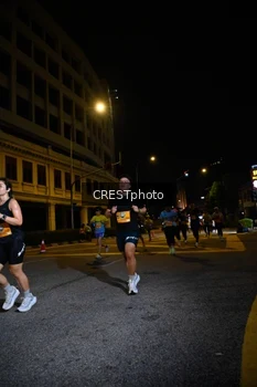 Runner Photo 5679472