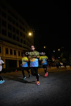 Runner Photo 5679564