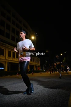 Runner Photo 5679623