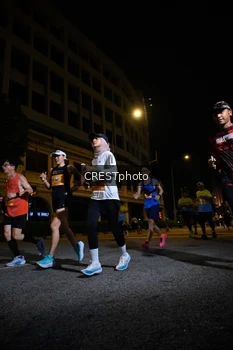 Runner Photo 5680123