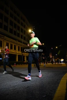 Runner Photo 5680473