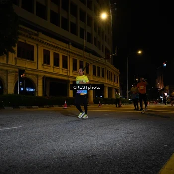 Runner Photo 5681012