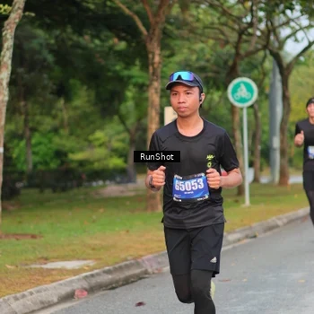 Runner Photo 5681695