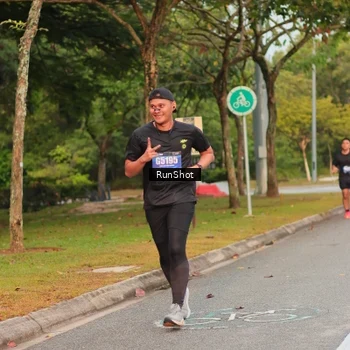 Runner Photo 5681703