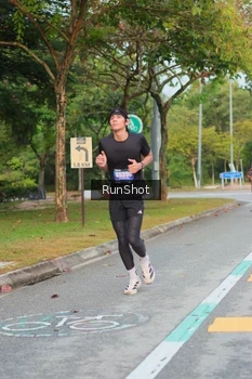 Runner Photo 5681715