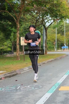 Runner Photo 5681724