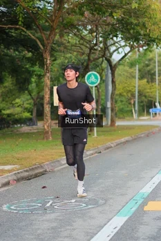 Runner Photo 5681727