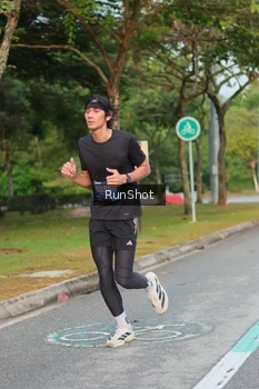 Runner Photo 5681744