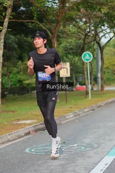 Runner Photo 5681746