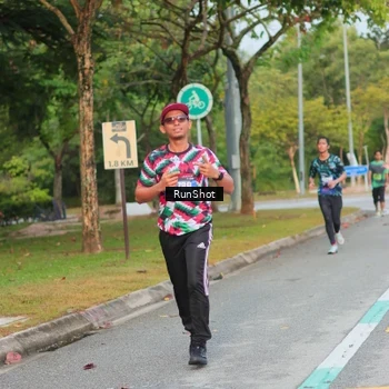 Runner Photo 5681755