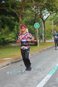 Runner Photo 5681772