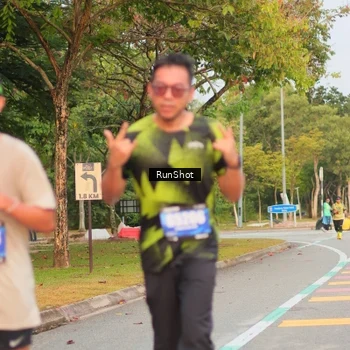 Runner Photo 5681800
